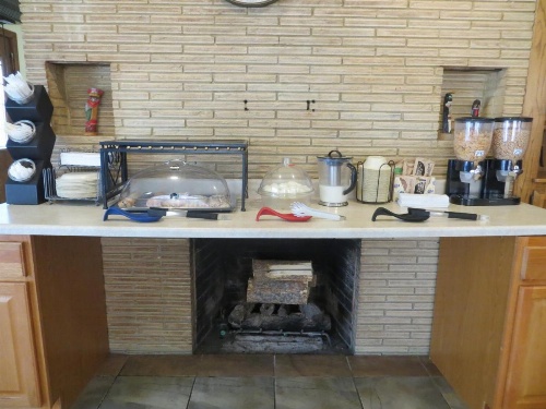 Silver Saddle Motel image 22