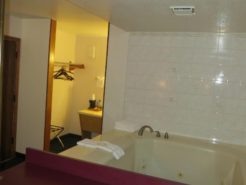 Silver Saddle Motel image 24