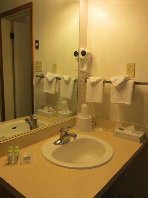 Silver Saddle Motel image 27