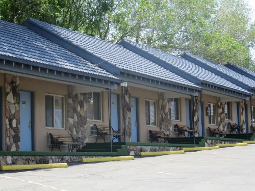 Silver Saddle Motel image 39