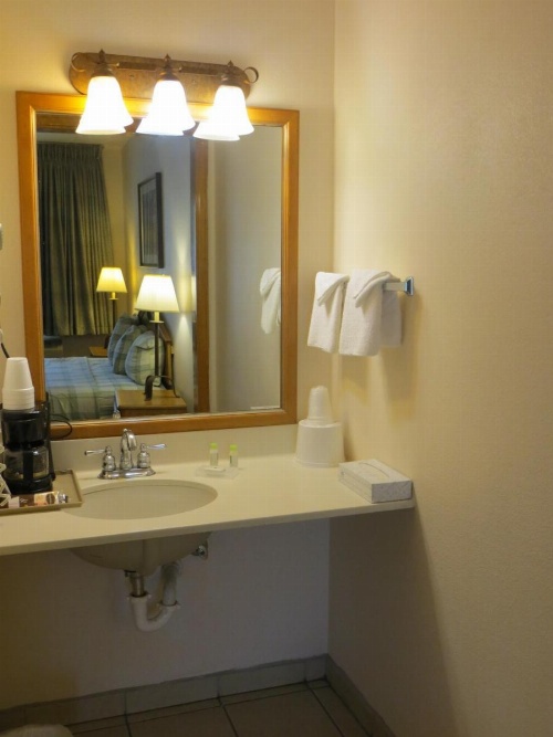 Silver Saddle Motel image 43