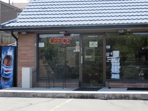 Silver Saddle Motel image 45