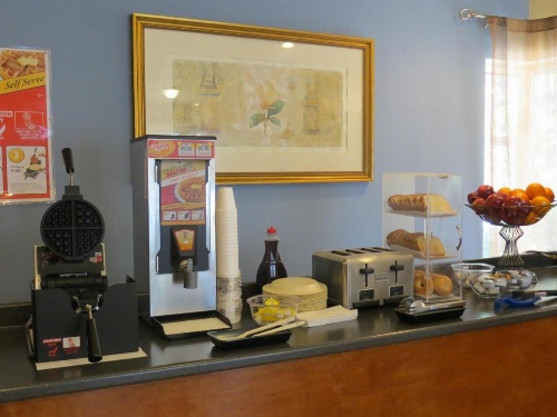 Silver Saddle Motel image 46